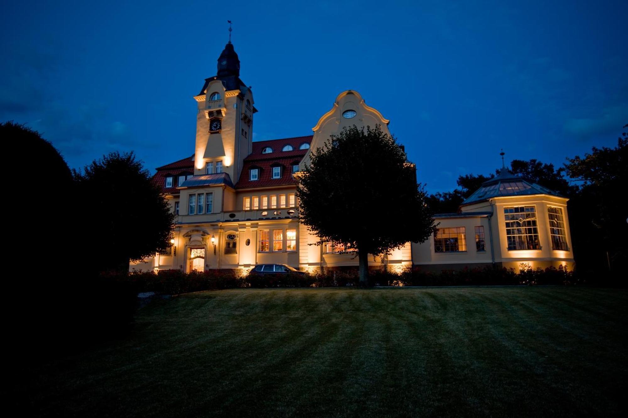 Bernsteinschloss Wendorf  Exterior foto