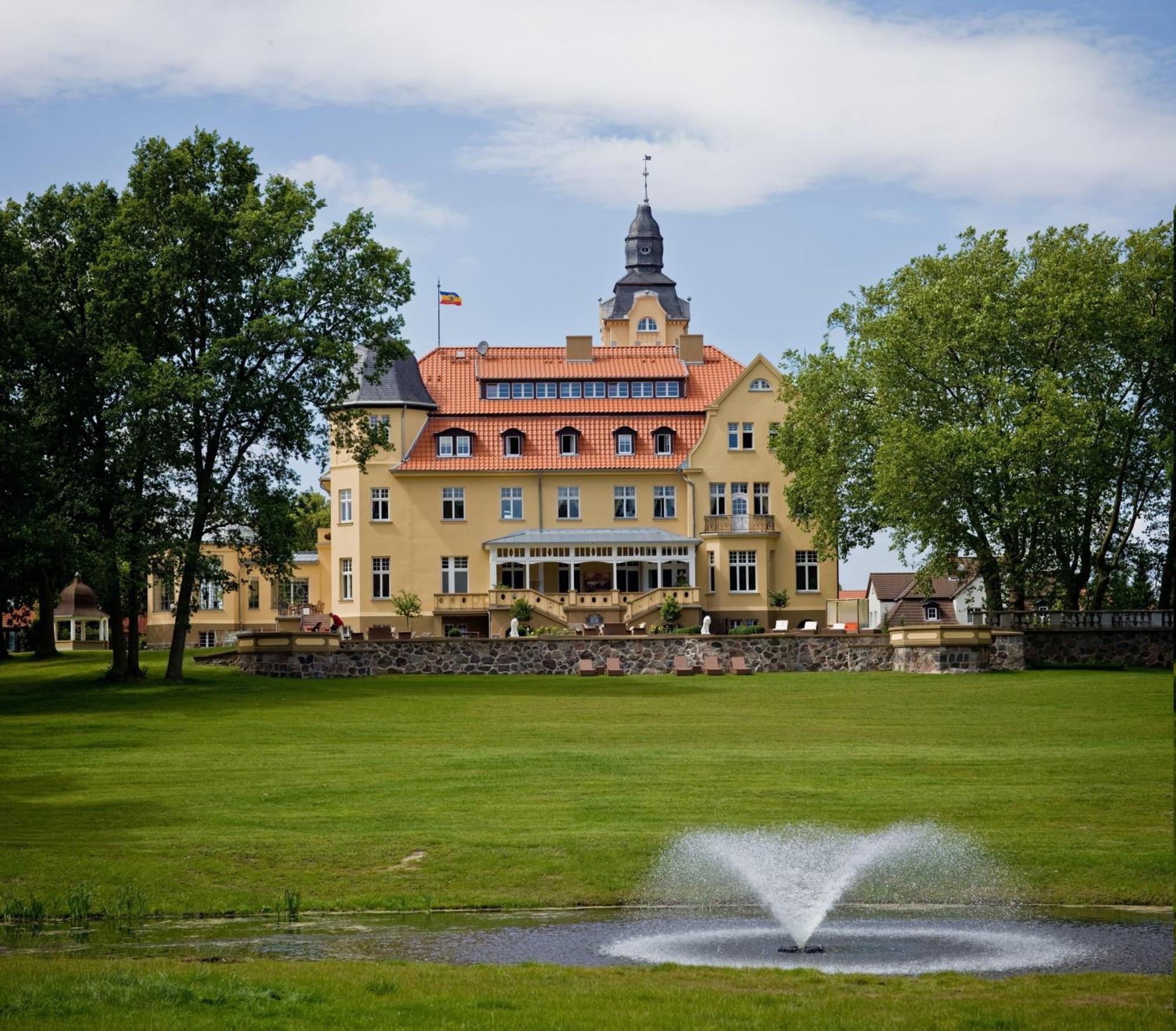 Bernsteinschloss Wendorf  Exterior foto